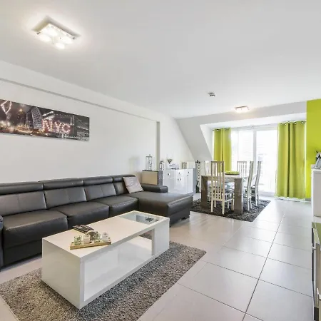 Duplex Located In The Market Square Daire Blankenberge