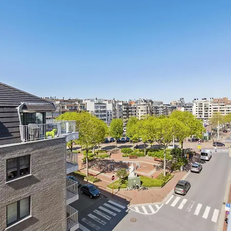 Daire Duplex Located In The Market Square *